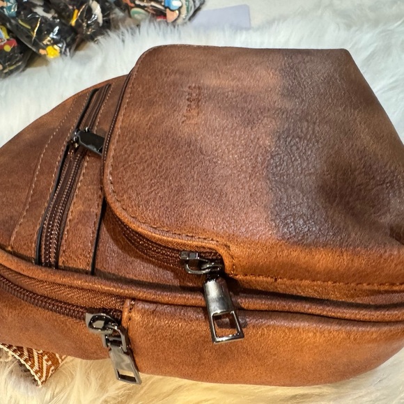 Brown Sling Bag Crossbody Bag For Women - Picture 8 of 16